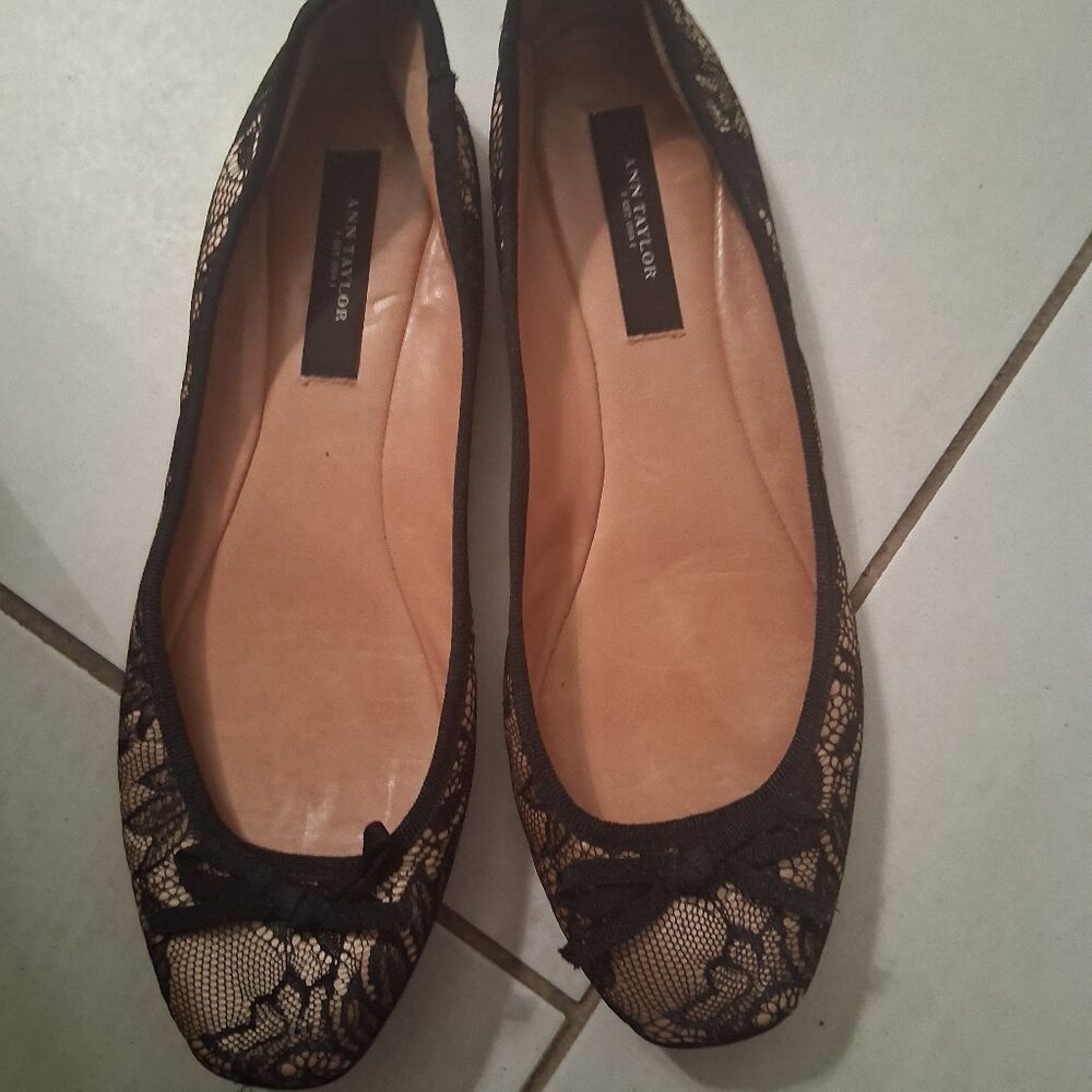 **Hot! Pick-Up Buy Get It! Black Lace/Tan Leather, Flats, 6M, By Ann Taylor